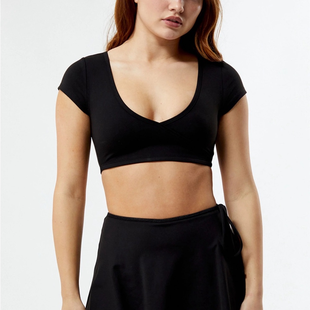 Black V-Neck Crop Top